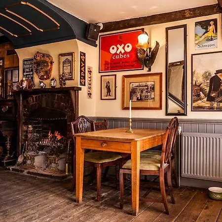Black Swan Hotel-3